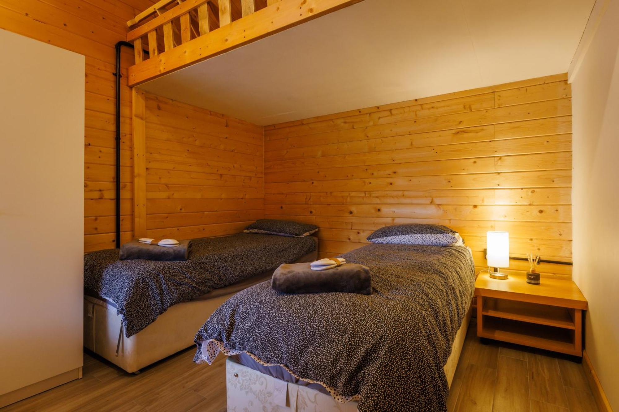 Spacious Cabin Evcharger And Free Parking Near Cambridge Экстерьер фото